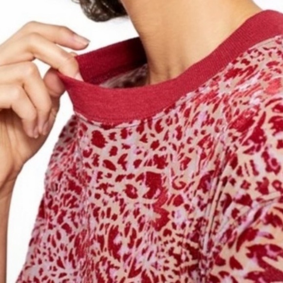 Free People (We The Free ) Velour Top Size Medium - Picture 4 of 15